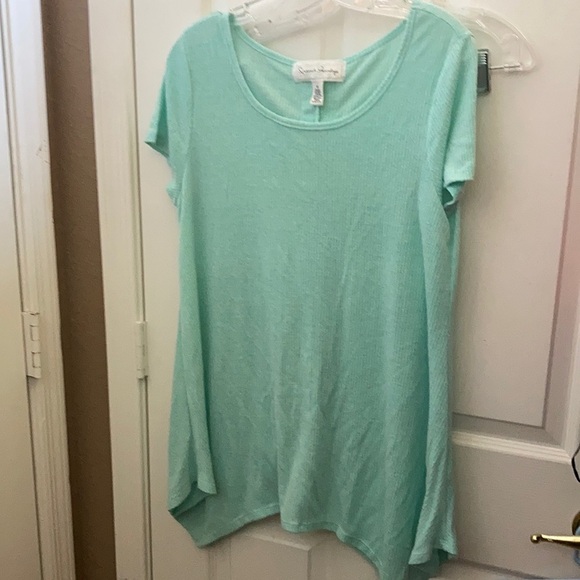 French Laundry Tops - FINAL MARKDOWN French laundry top medium